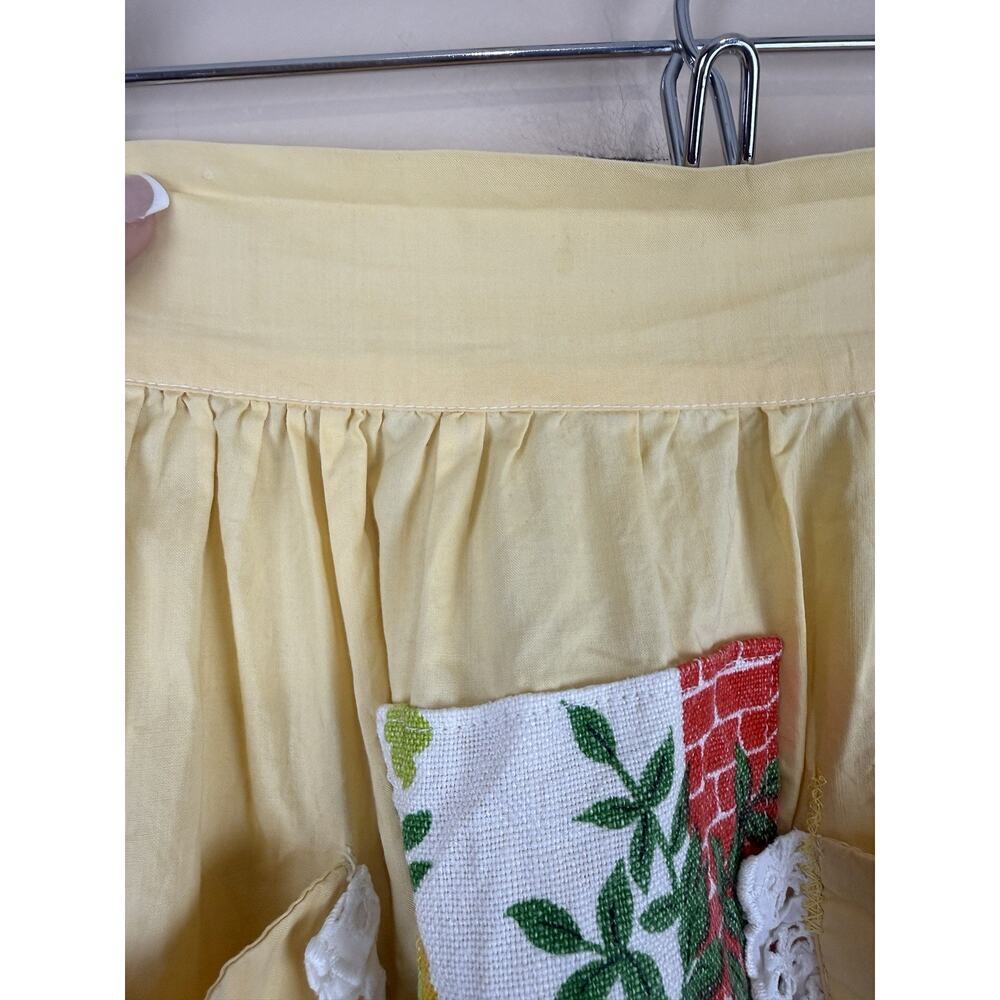 Vintage Yellow Half Apron with Flower Embroidered Pocket & Patchwork, Granny - Picture 7 of 12